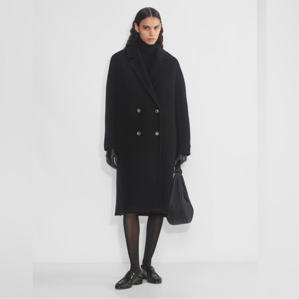 Aritzia Babaton The Slouch Coat size S